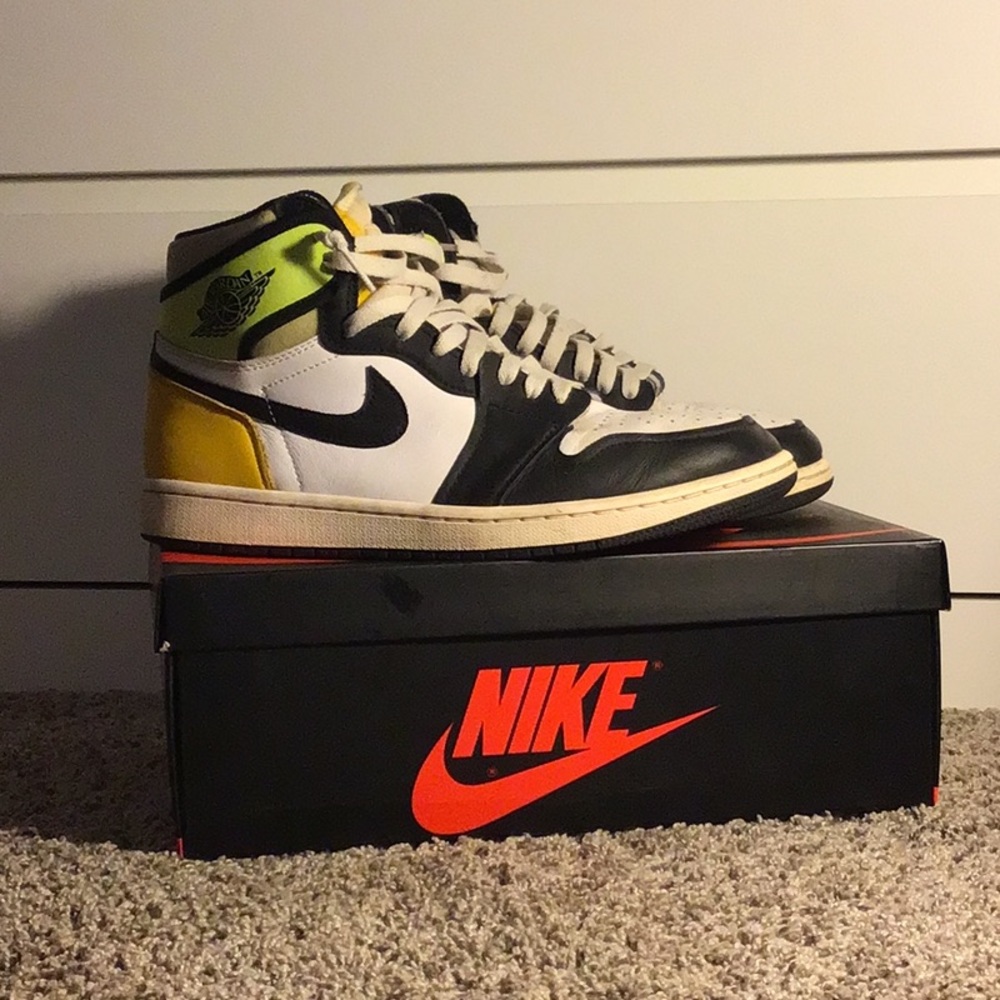 Nike Air Jordan High-Top Sneakers - Black, White, Yellow